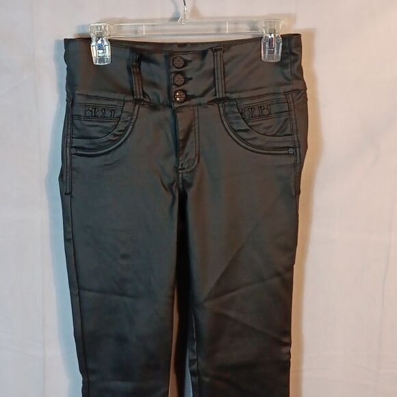 Tissini Black High Waist Skinny Jeans - Picture 8 of 8